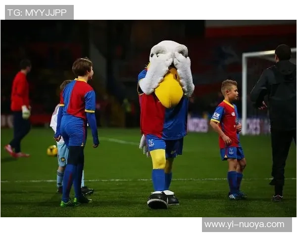 足球明星夫妻甜蜜瞬间大合集精彩图片展示与背后的爱情故事 足球明星夫妻甜蜜瞬间大合集精彩图片展示与背后的爱情故事