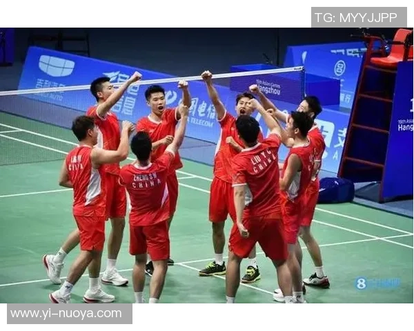 重庆羽毛球队与杭州羽毛球队实力对比赛后分析与总结 重庆羽毛球队与杭州羽毛球队实力对比赛后分析与总结